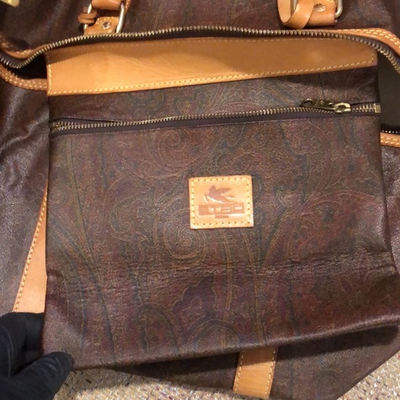 ETRO Milano Red Paisley Boston Weekend Bag With Carry Strap 50 cm - Picture 13 of 15